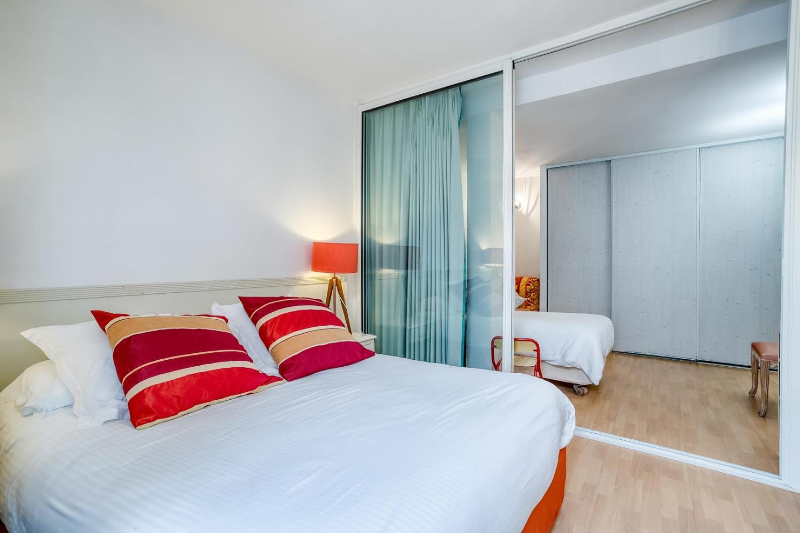 Roc Hotel - Hotel 4 Etoiles Les Pieds Dans L'Eau Льо Лаванду Екстериор снимка