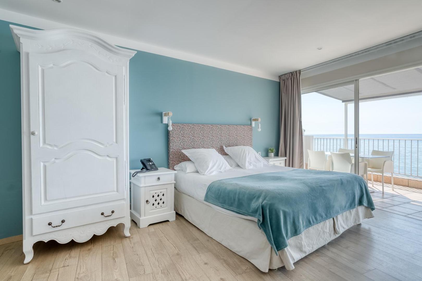 Roc Hotel - Hotel 4 Etoiles Les Pieds Dans L'Eau Льо Лаванду Екстериор снимка