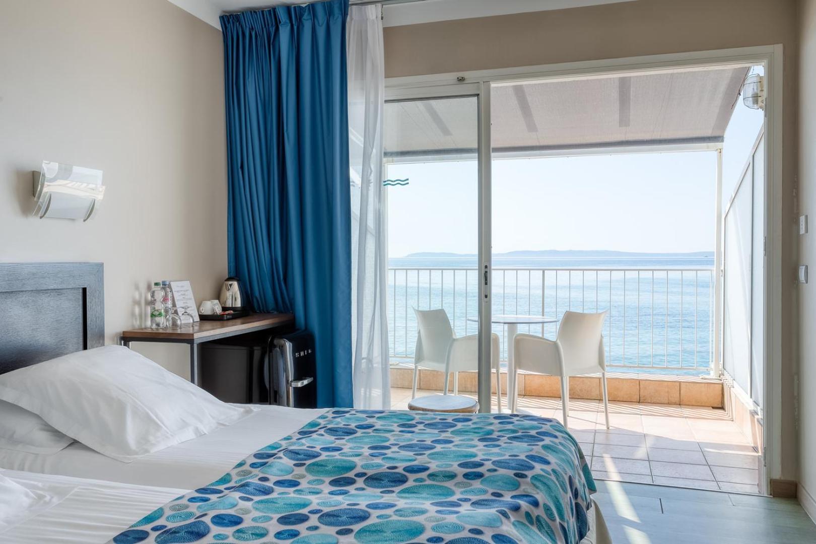 Roc Hotel - Hotel 4 Etoiles Les Pieds Dans L'Eau Льо Лаванду Екстериор снимка