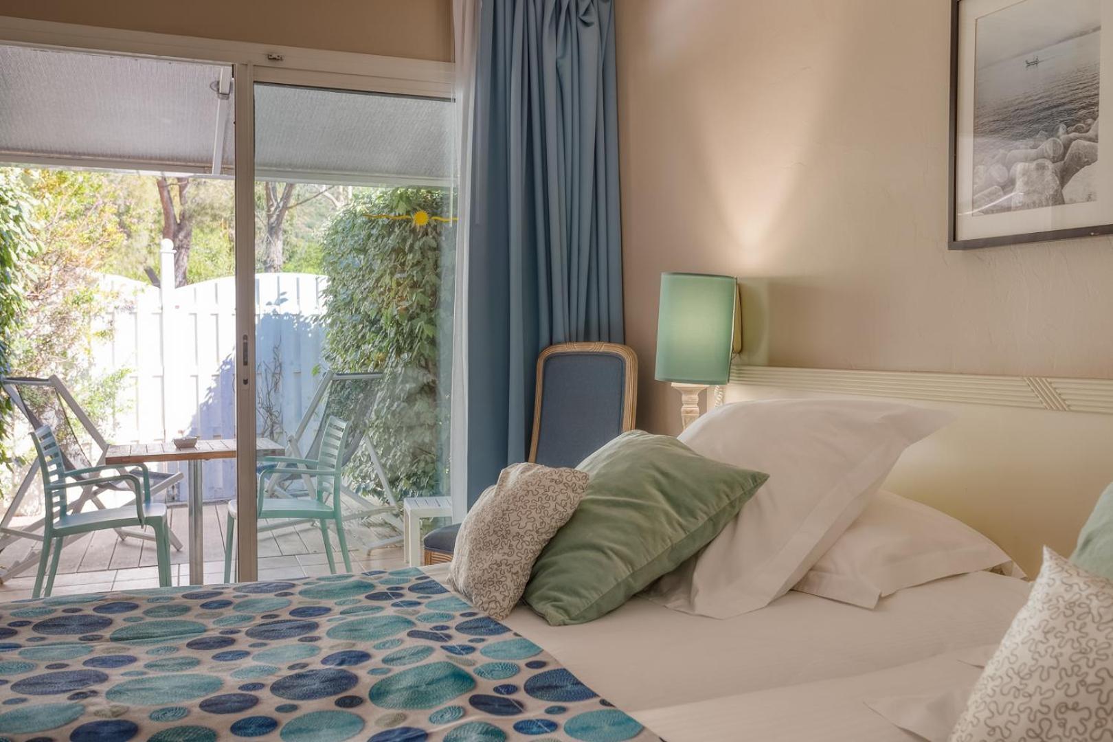 Roc Hotel - Hotel 4 Etoiles Les Pieds Dans L'Eau Льо Лаванду Екстериор снимка