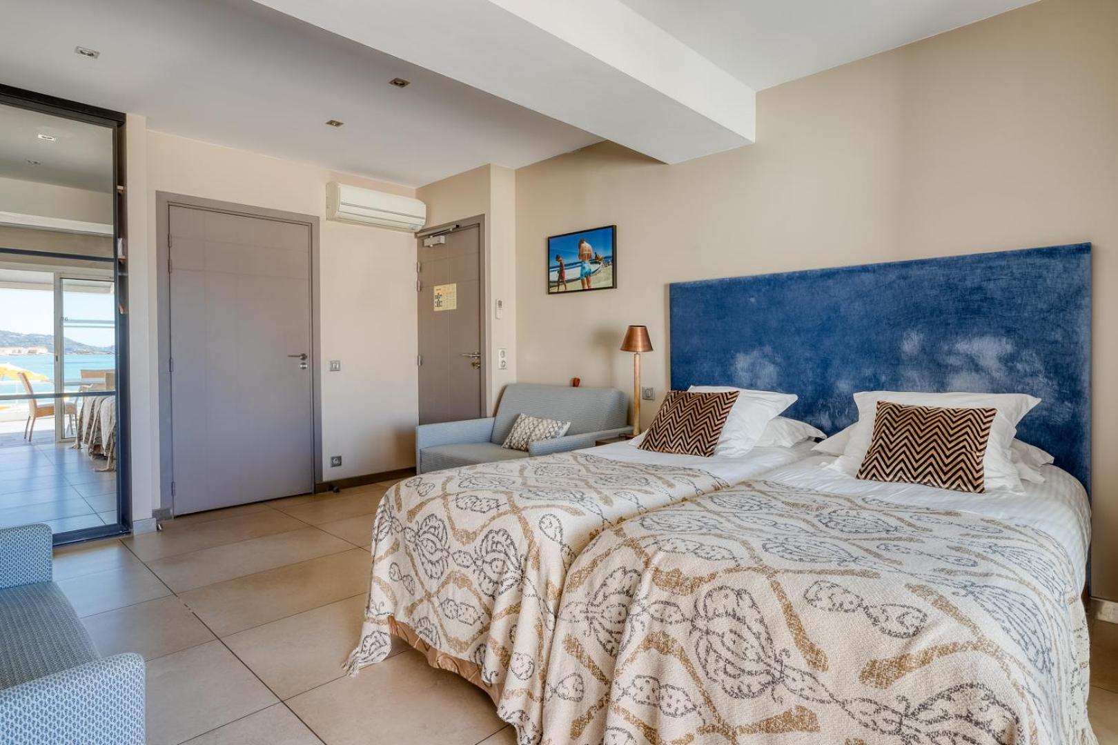 Roc Hotel - Hotel 4 Etoiles Les Pieds Dans L'Eau Льо Лаванду Екстериор снимка